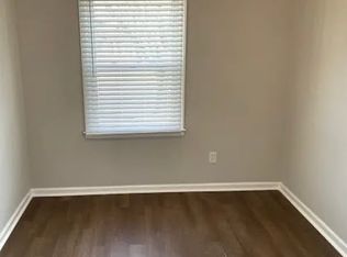 4165 Birch Leaf Ct, Charlotte, NC 28215