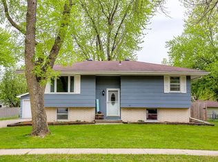 300 Waukee Ave, Waukee, IA 50263