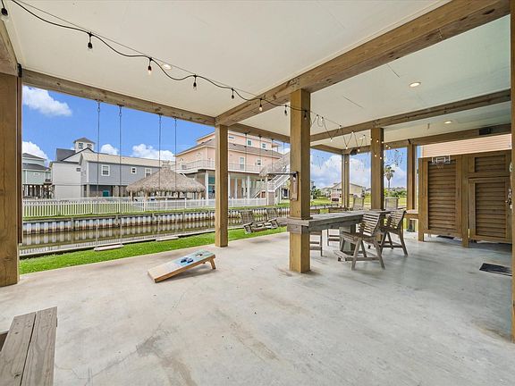 4th image of 923 Tidelands Dr