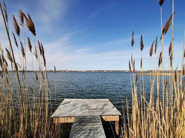 5 Burnett St, Southampton, NY 11968