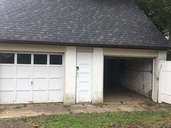 detached garage with a loft 