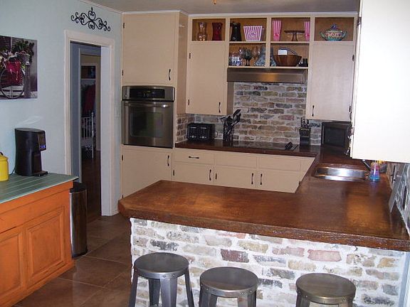 5th image of 941 Canyon Dr