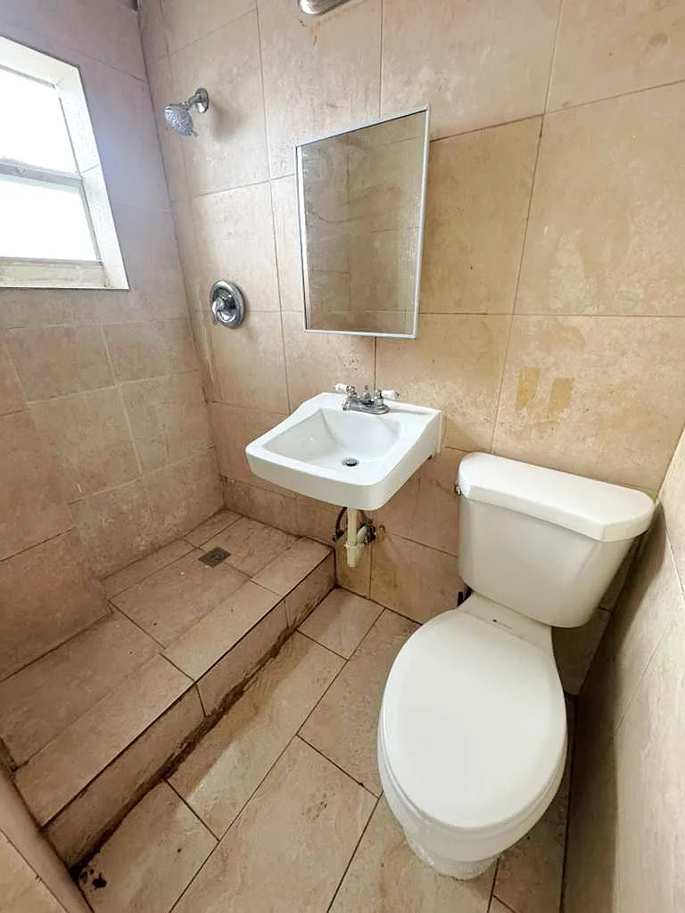 Gw Opa Locka Llc - 11 — Photo 4