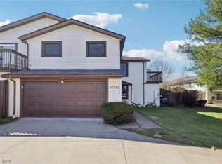 32722 Washington Ct #22, Solon, OH 44139