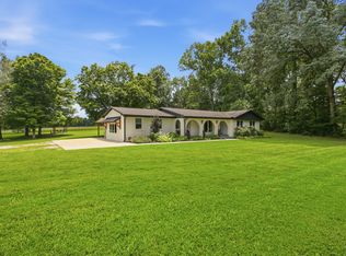 1878 Trace Creek Rd, Hohenwald, TN 38462