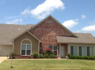 920 Sweetwater Dr, Pearl, MS