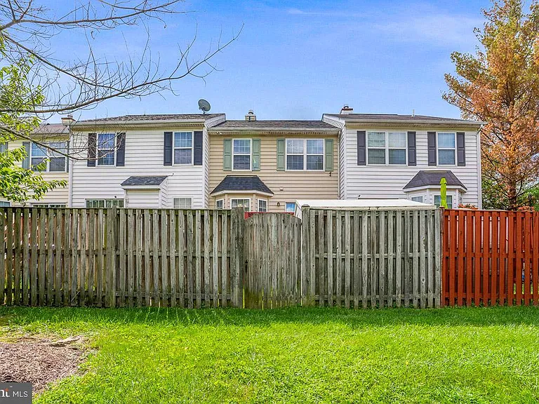 10763 Esprit Pl — Photo 38