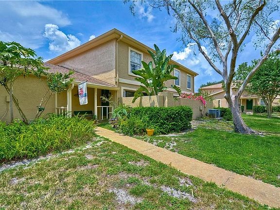 4th image of 11826 Raintree Dr #11826