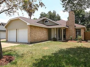 19311 Lake Hollow Ln, Houston, TX 77084