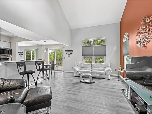 4th image of 4001 Falconswalk Ct
