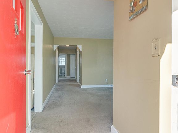 2nd image of 1552 Kenmore Dr