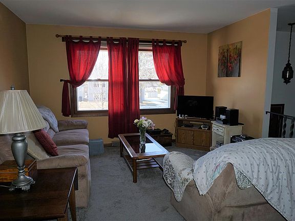 3rd image of 515 Chisholm Trl