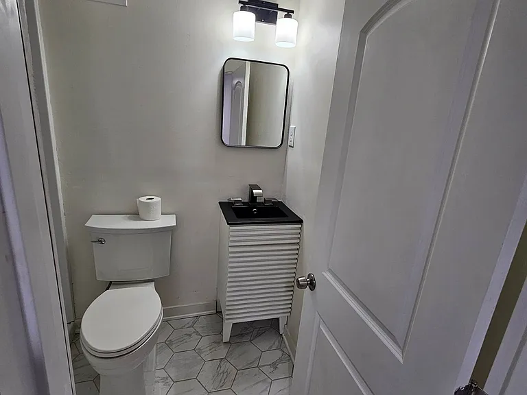 438 Griffin St NW — Photo 9