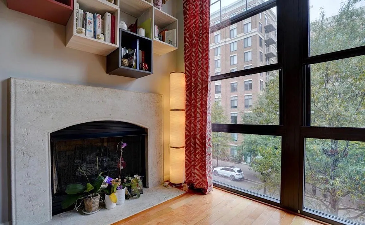 Building Photo - 1021 N Garfield St #407