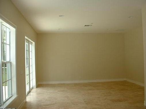 4th image of 1306 SW 23rd Ct