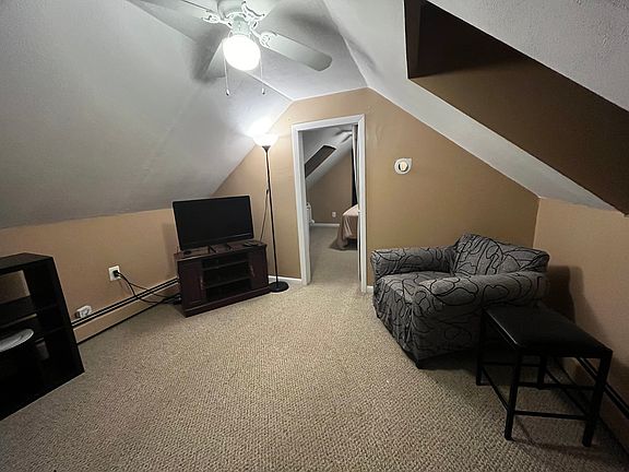 4th image of 12 East Ave Floor 2