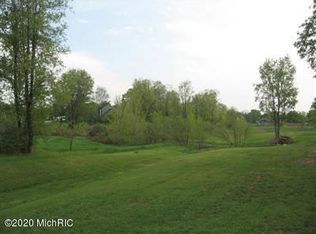 184 Shadowood Ln, Battle Creek, MI