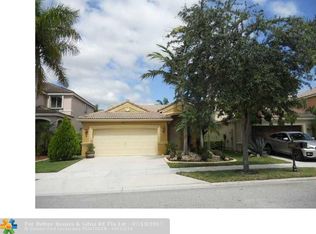 310 Conservation Dr, Weston, FL 33327