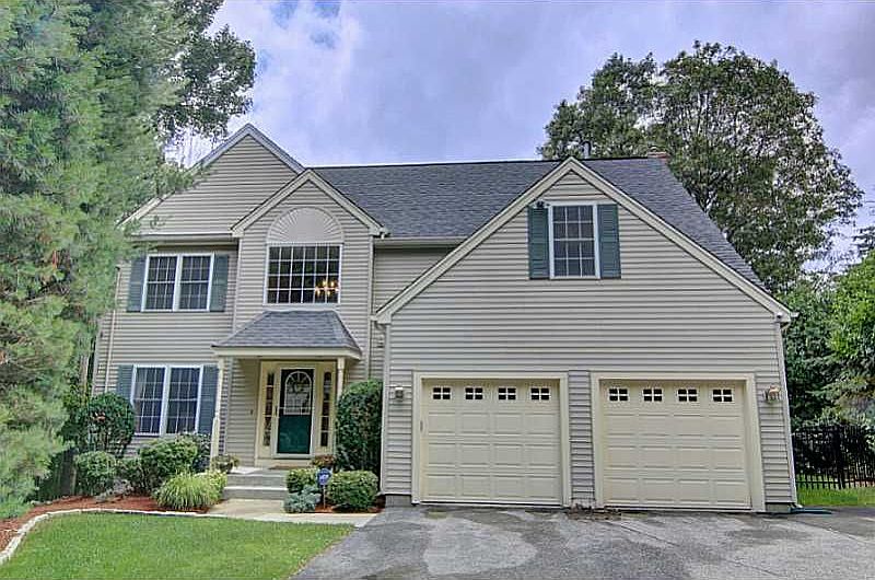 2nd image of 16 Barberry Hill Rd