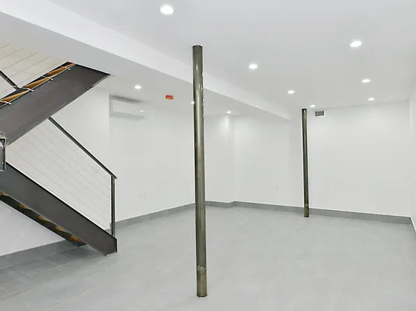 21 Gramercy Park image 5 of 6