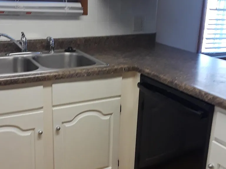 3713 Lynda Ln — Photo 3