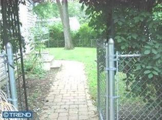 4 Wyndale Ave, Maple Shade, NJ 08052