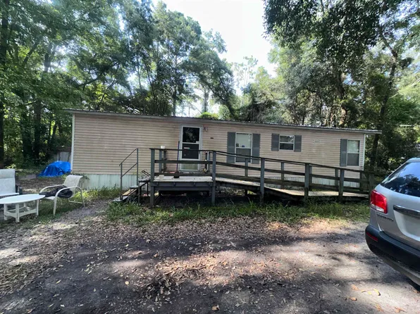 2146 Natural Wells Dr, Tallahassee, FL 32305