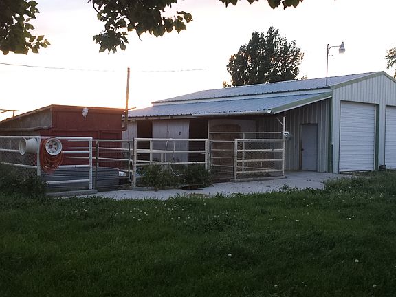 Tack shed and holding pens