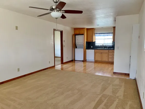 1691 Albion Ct #101, Hollister, CA 95023