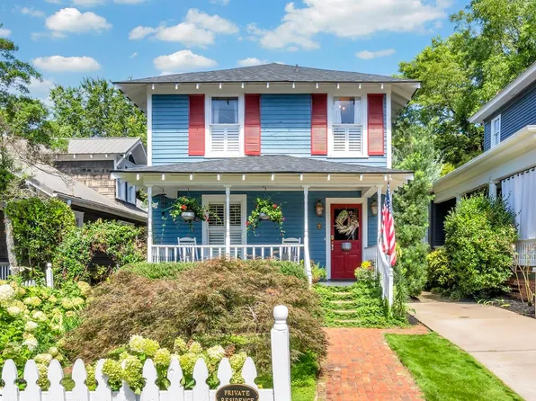 103 Lloyd St, Greenville, SC 29601