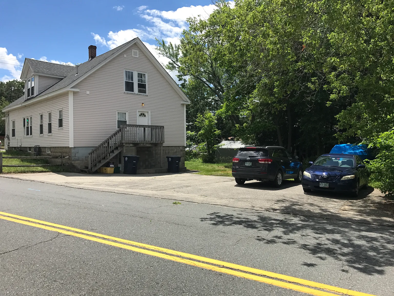 3 bed, 1300 sqft, $2,300 — Photo 3