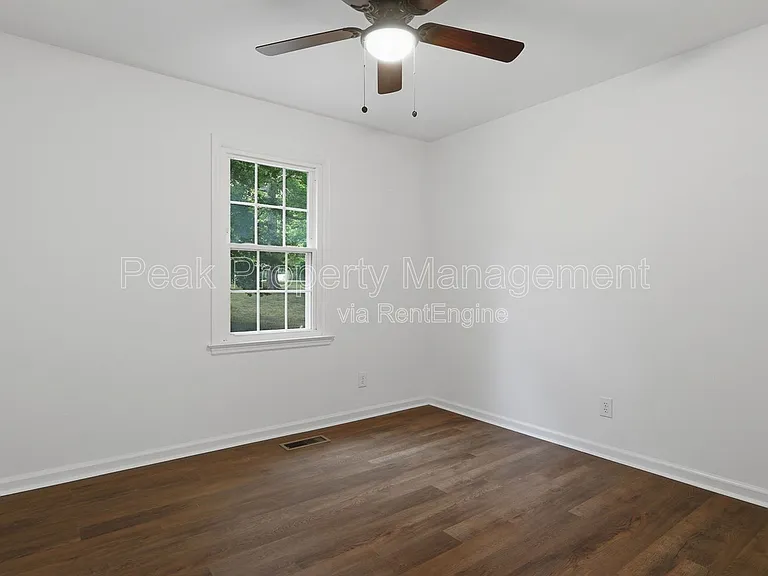 14613 Happy Hill Rd — Photo 20