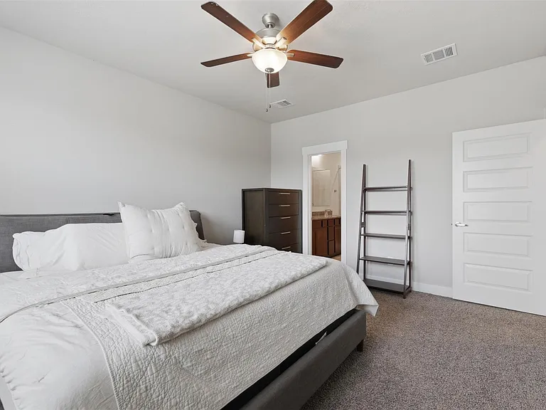 3934 Yukon Ln — Photo 5