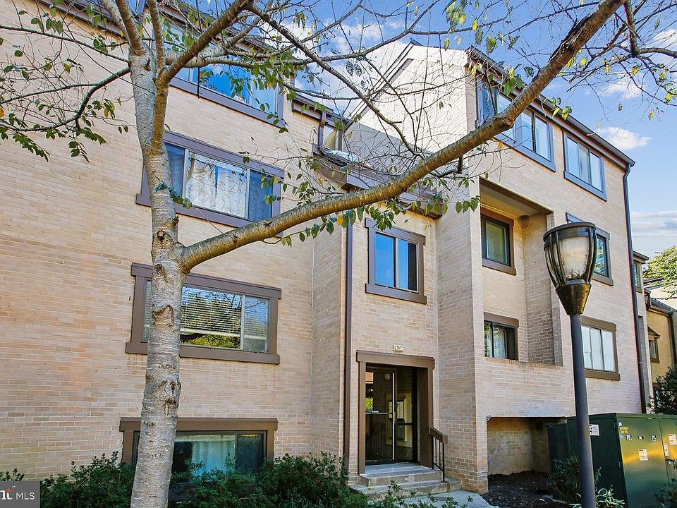 1st image of 1671 Parkcrest Cir