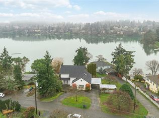 956 Westing Rd, Saanich, BC V9A 2G5