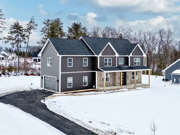 44 Balsam Hill Rd, Ludlow, MA 01056