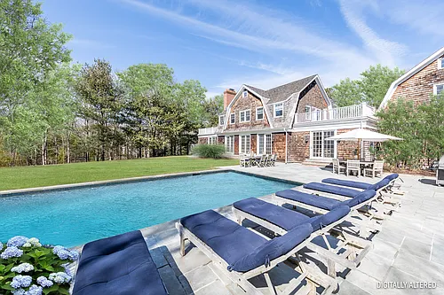 21 Dering Ln Photo 1