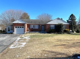 325 Bondsville Rd, Downingtown, PA 19335