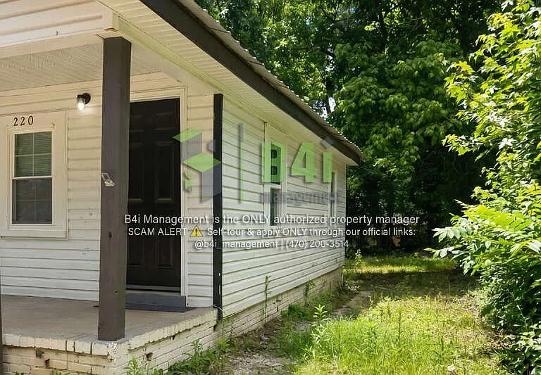 220 E Render St — Photo 22