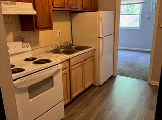 426 Harrodswood Rd #9, Frankfort, KY 40601