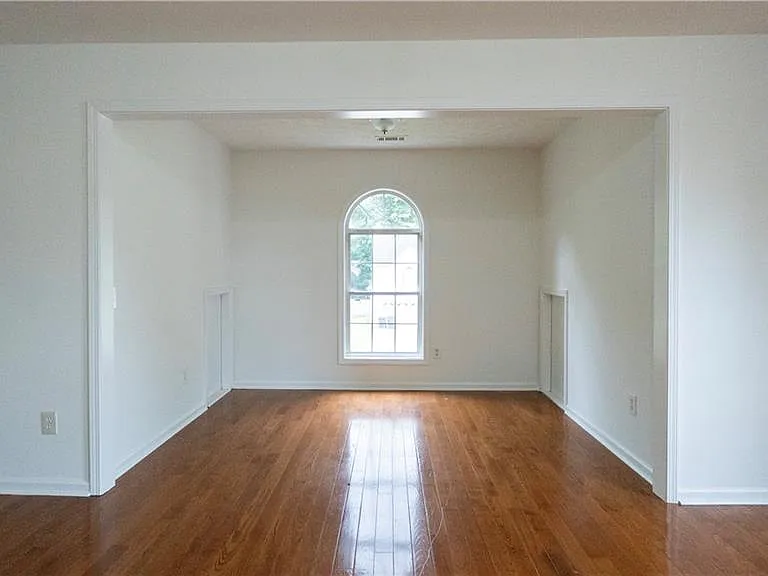 1607 Tunbridge Ln — Photo 18