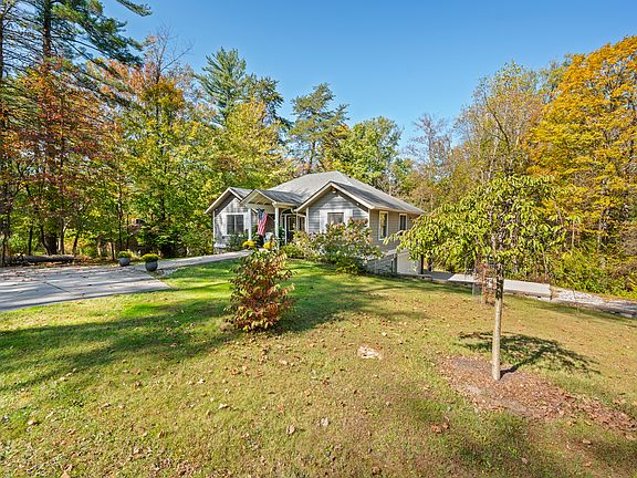 5th image of 664 Highland Dr