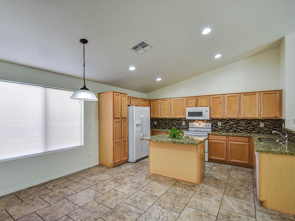 1st image of 249 W Belmont Red Cir