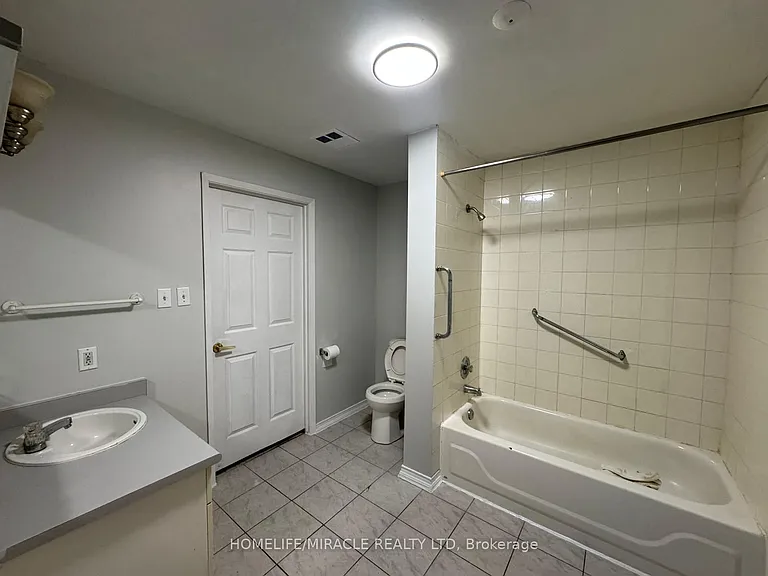 565 Kennedy Rd #7 — Photo 13