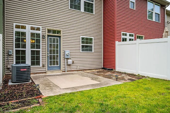 8954 Ringview Dr — Photo 30