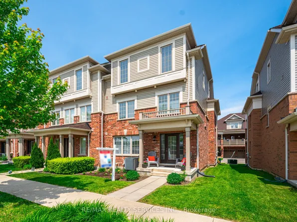 22 McDevitt Ln, Caledon, ON L7C 3S2