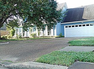 5883 Bedford Rd, Memphis, TN 38135