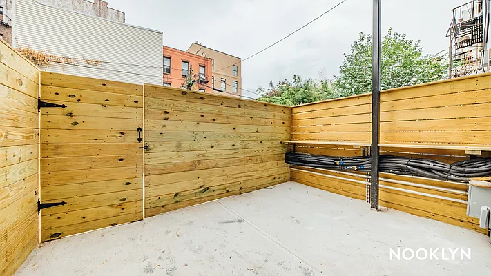 Rented by Nooklyn NYC LLC | media 18