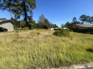 132 Pierce Cir, Fitzgerald, GA 31750
