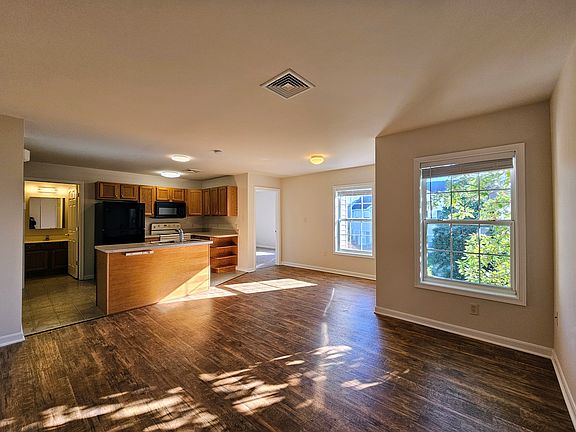 5th image of 678 Wallingford Rd APT 201